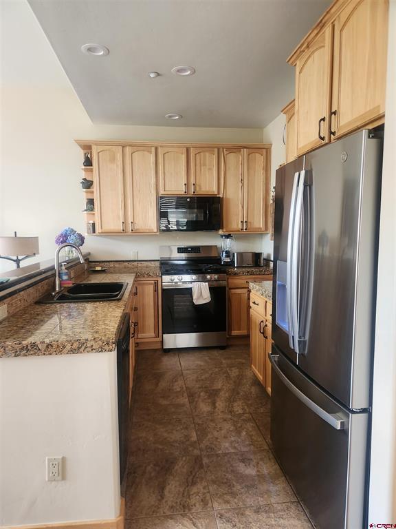 50 River Oaks Drive Property Photo 1