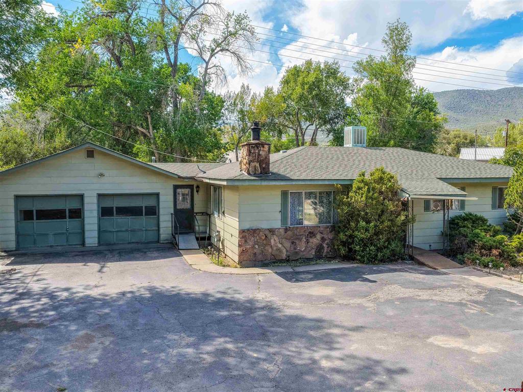 592 Grand Avenue Property Photo 1