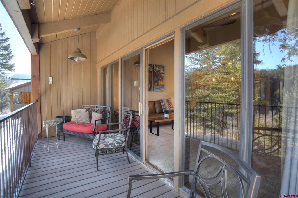 961 N Tamarron Property Photo 9