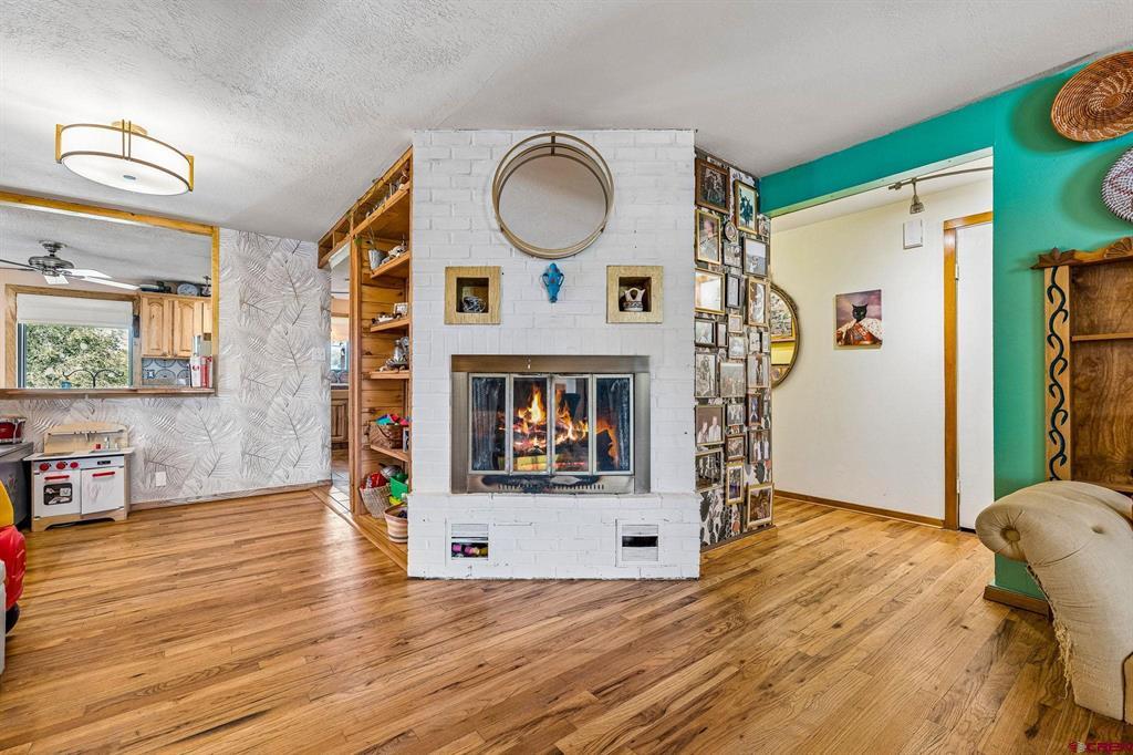 1003 Alma Avenue Property Photo 4