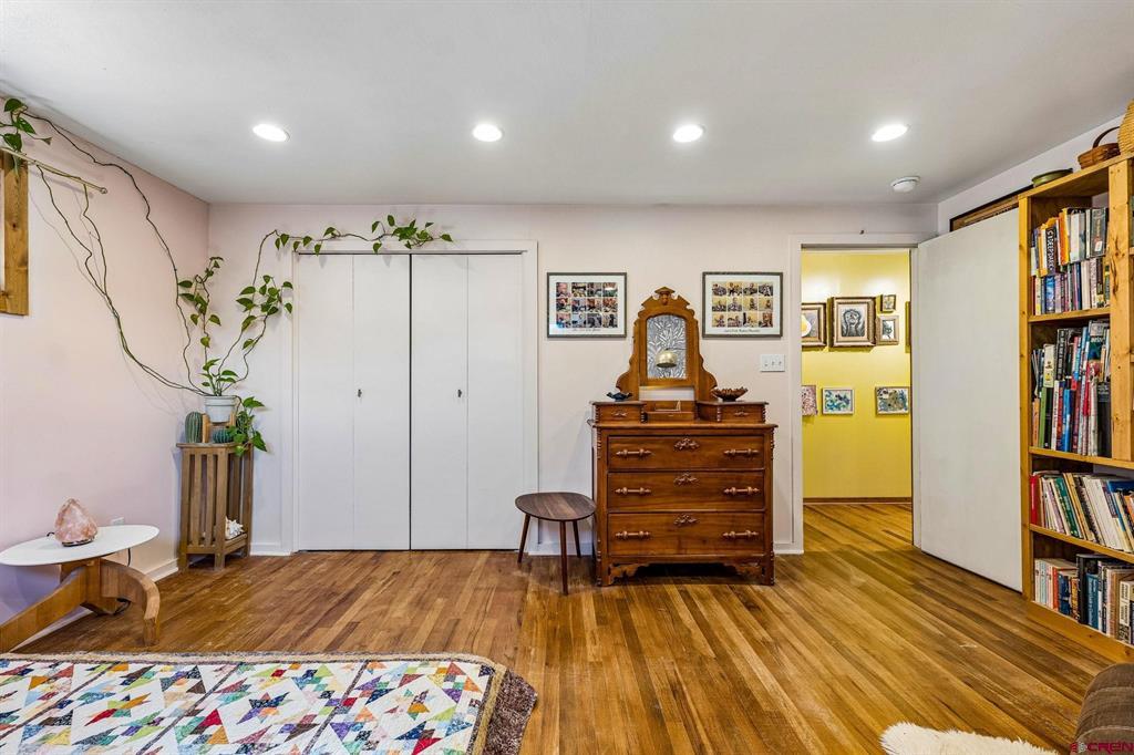 1003 Alma Avenue Property Photo 14