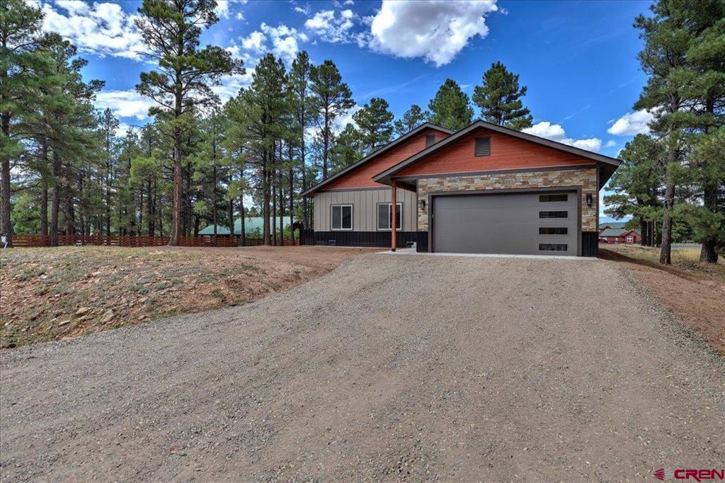 677 Oakwood Circle Property Photo 1