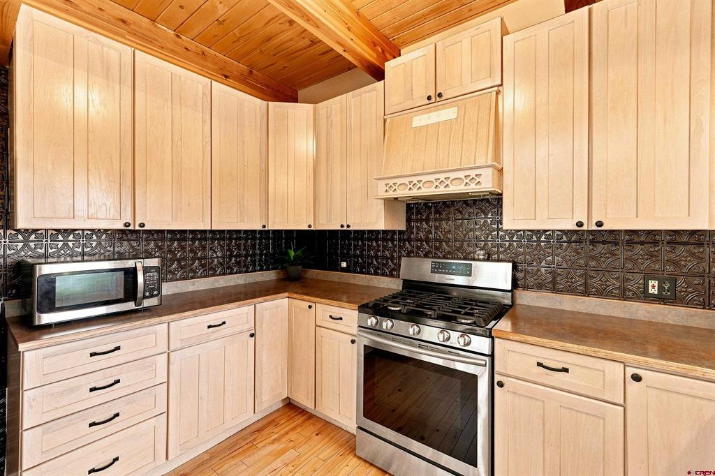 277 Thompson Road Property Photo 12