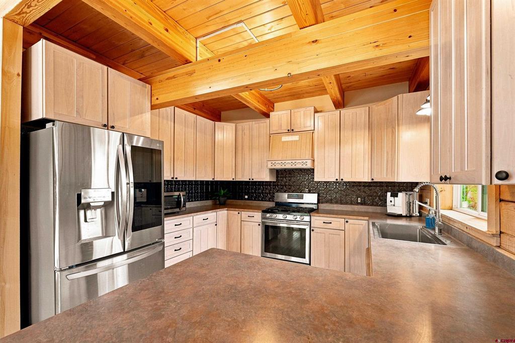 277 Thompson Road Property Photo 14