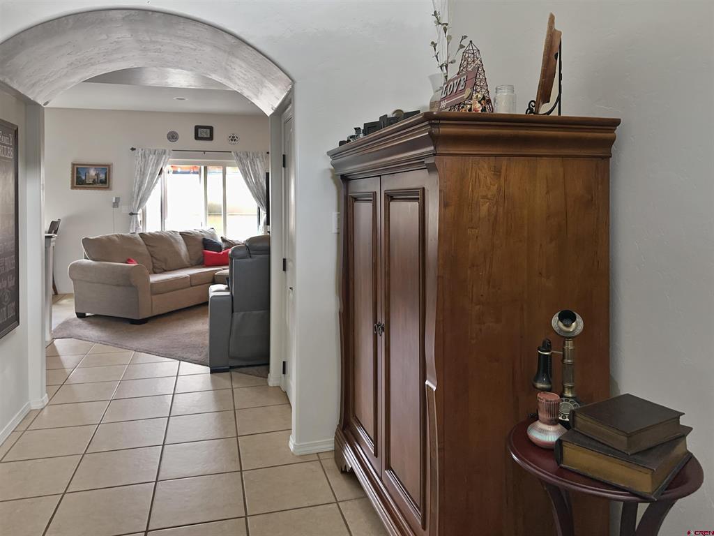 1181 E Montezuma Avenue Property Photo 2