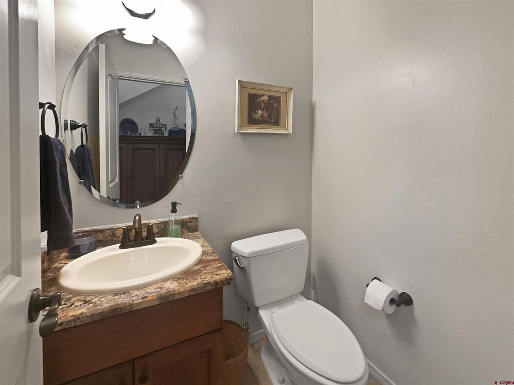 1181 E Montezuma Avenue Property Photo 5