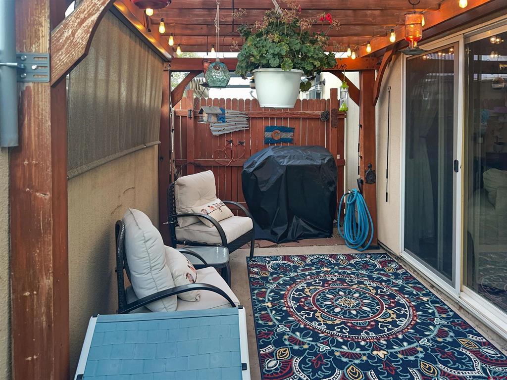 1181 E Montezuma Avenue Property Photo 15