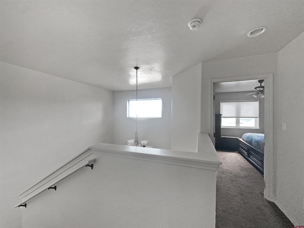 1181 E Montezuma Avenue Property Photo 19