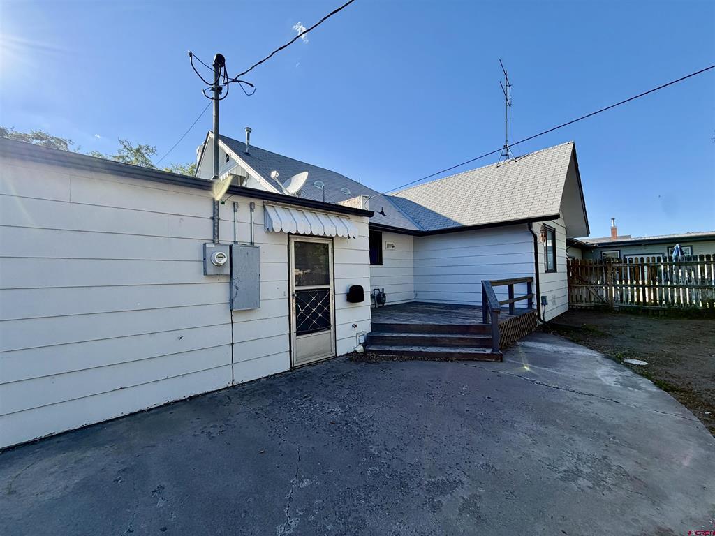 242 Morris Street Property Photo 27