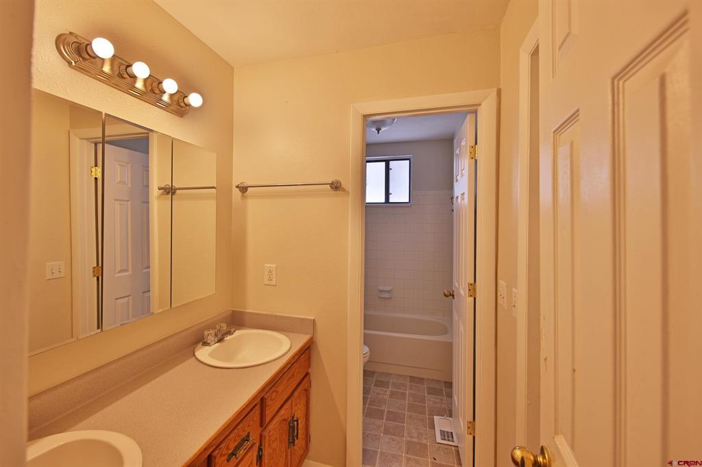 930 Iowa Avenue Property Photo 12