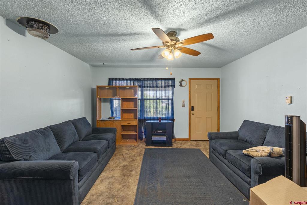 101 Candelaria Drive Property Photo 6