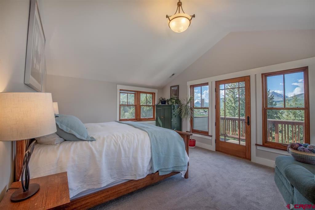 512 Journeys End Road Property Photo 24