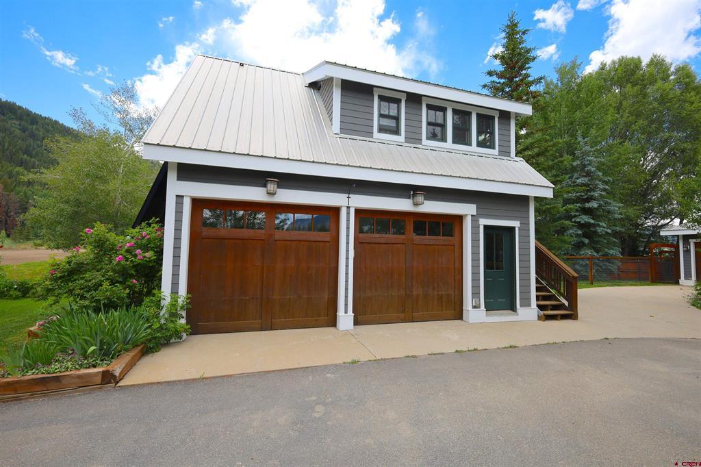 512 Journeys End Road Property Photo 43