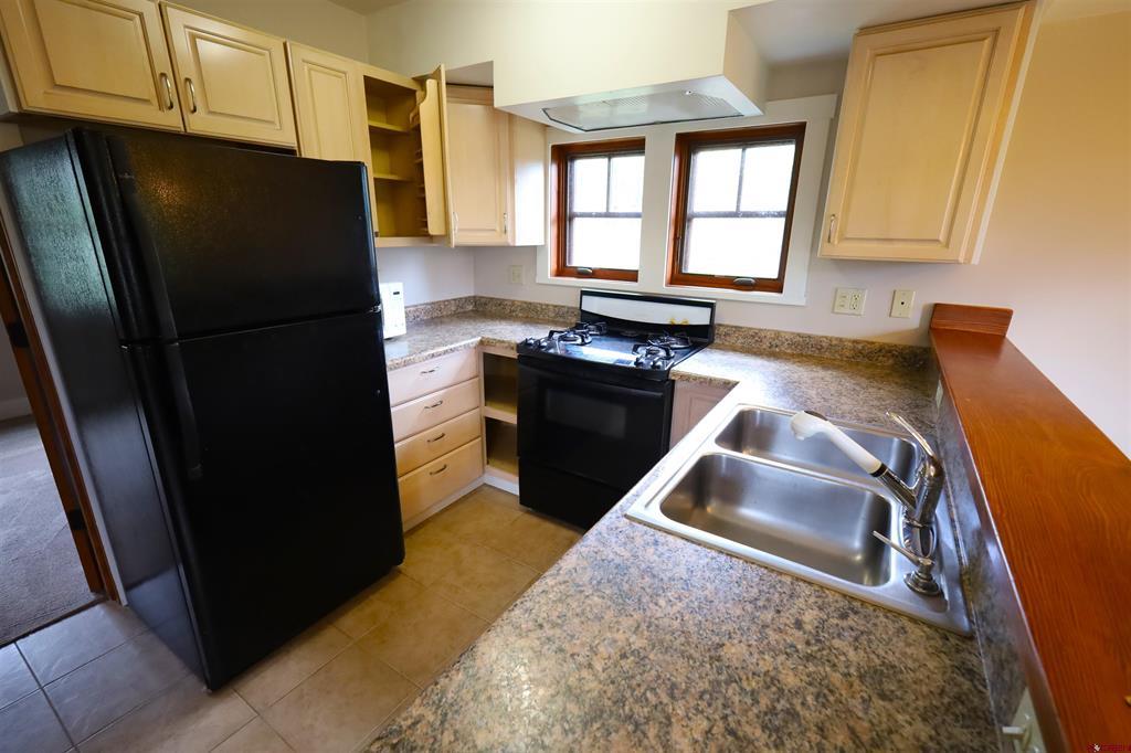 512 Journeys End Road Property Photo 44