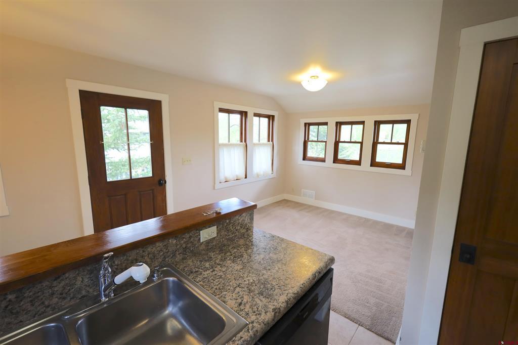 512 Journeys End Road Property Photo 45
