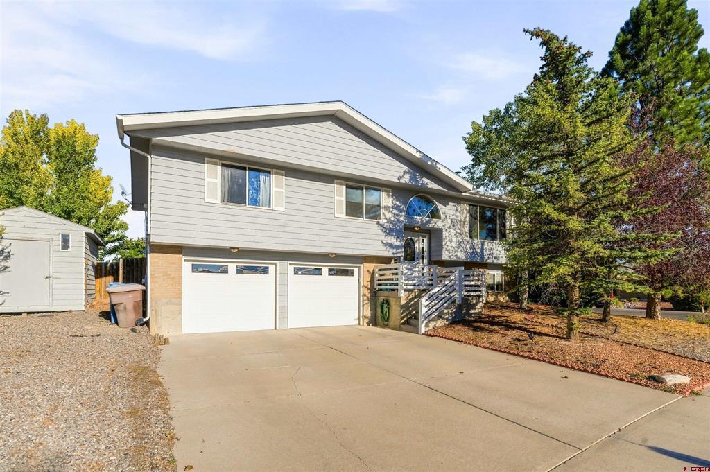 1717 Leeds Avenue Property Photo 1