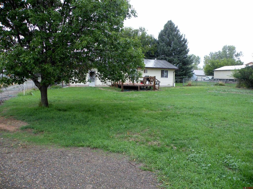 721 Heron Street Property Photo 6