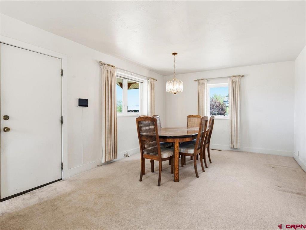 940 Leon Street Property Photo 13