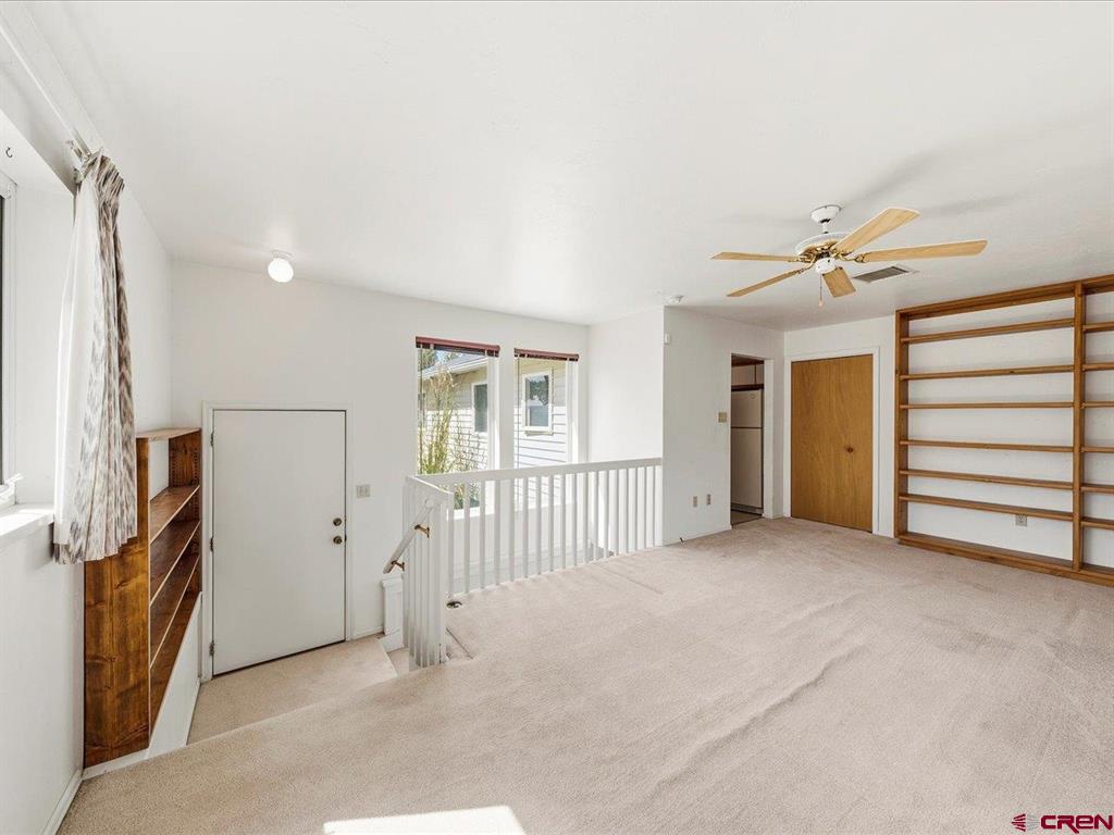 940 Leon Street Property Photo 24