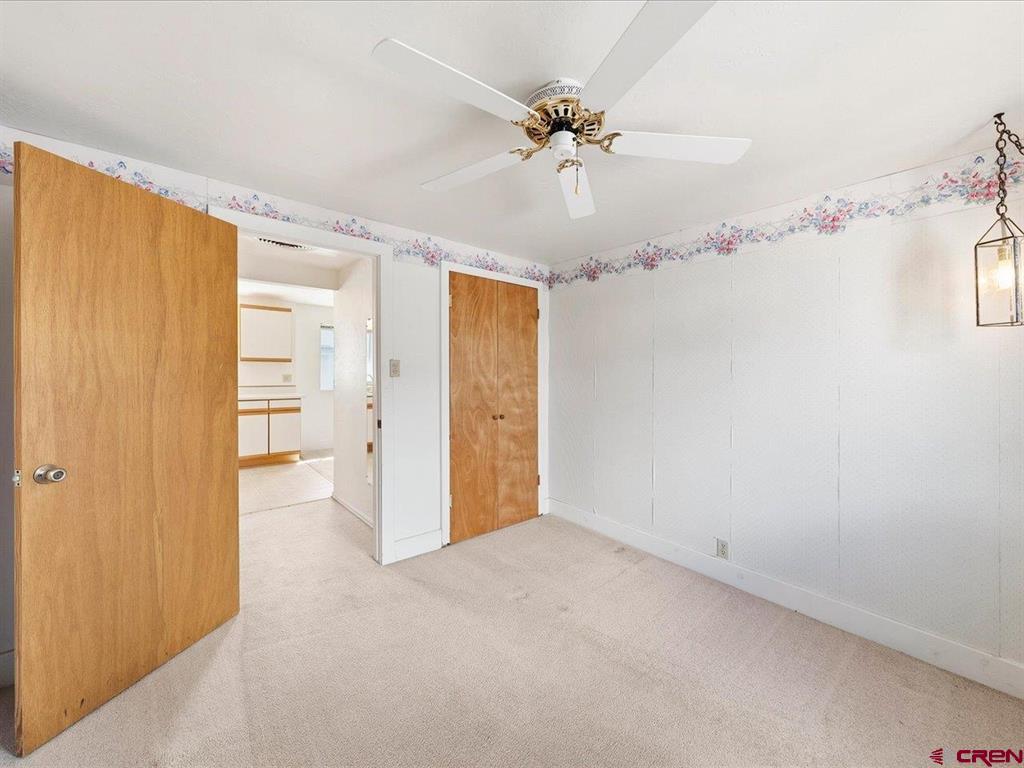 940 Leon Street Property Photo 27