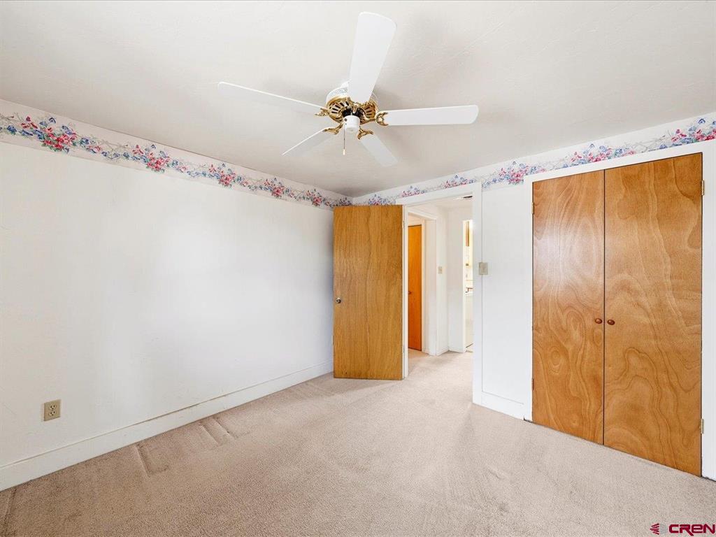 940 Leon Street Property Photo 28