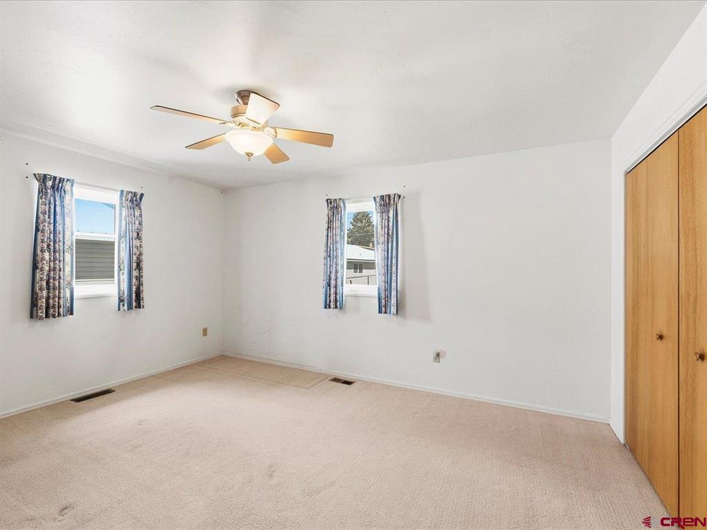 940 Leon Street Property Photo 30