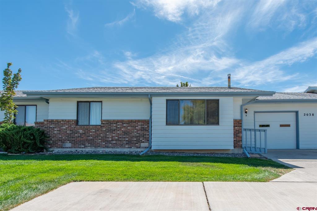 2038 Winston Way #b Property Photo 1