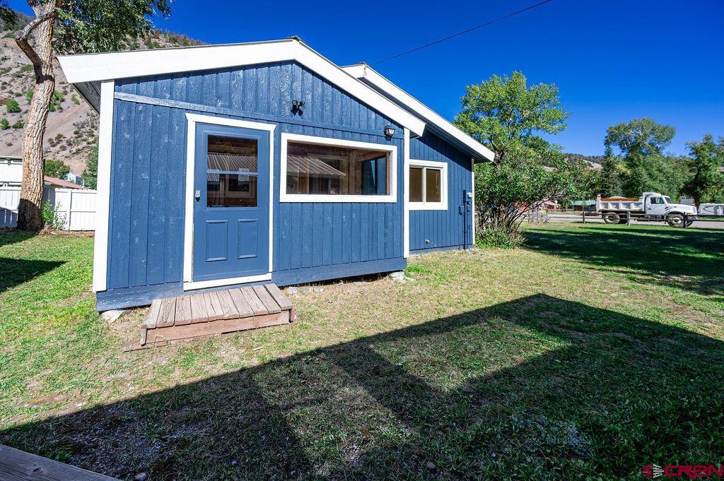324 Silver Street Property Photo 6