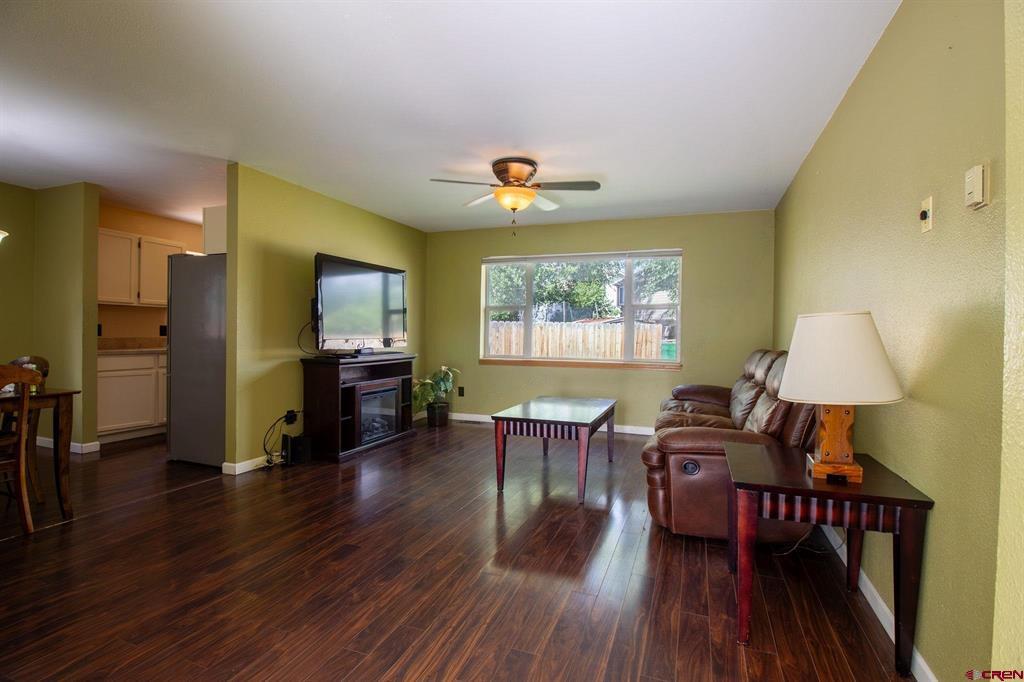 670 W Apple Drive Property Photo 6