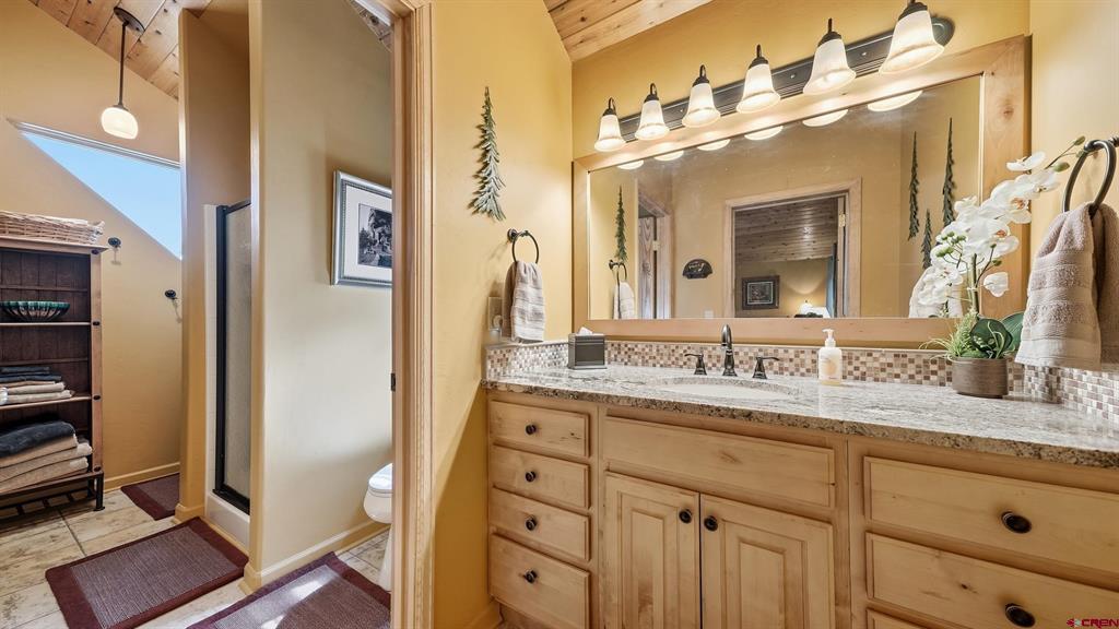 702 Crest Drive Property Photo 20