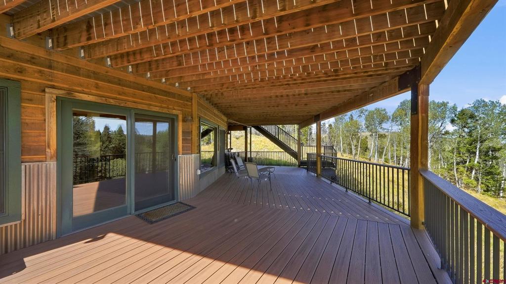 702 Crest Drive Property Photo 32