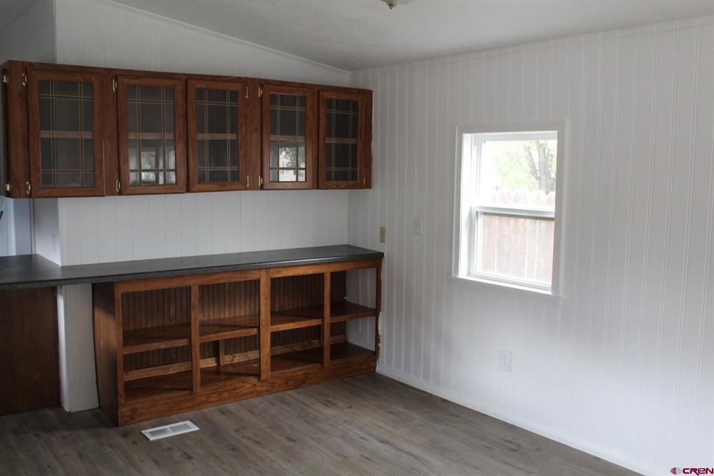 109 Polk Ave Property Photo 5