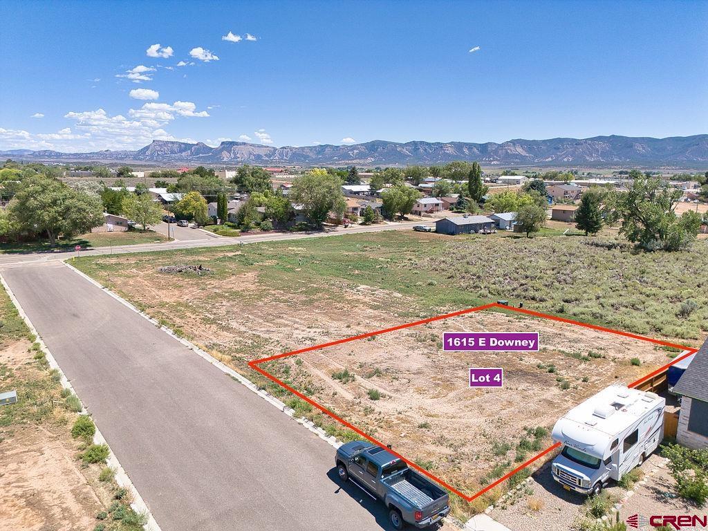 1615 E Downey Avenue Property Photo 1