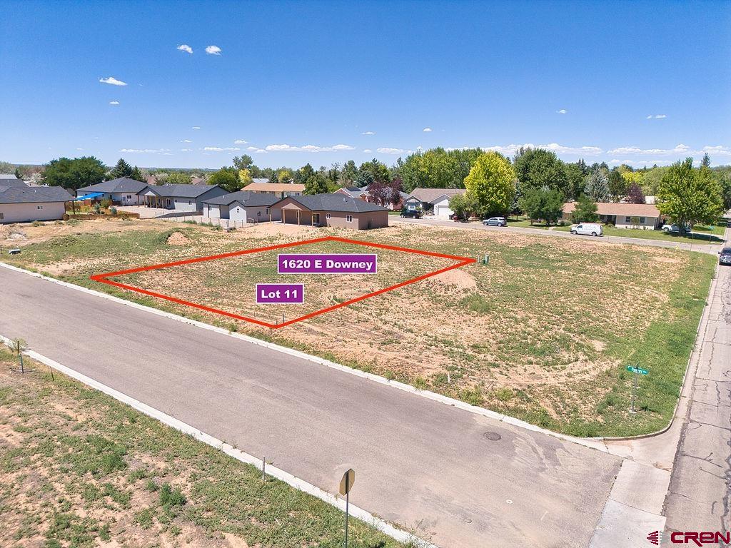 1620 E Downey Avenue Property Photo 1