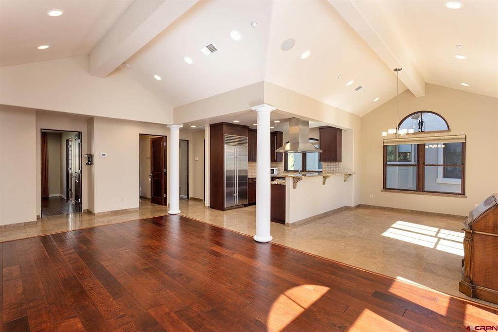 3465 Bennett Street Property Photo 5