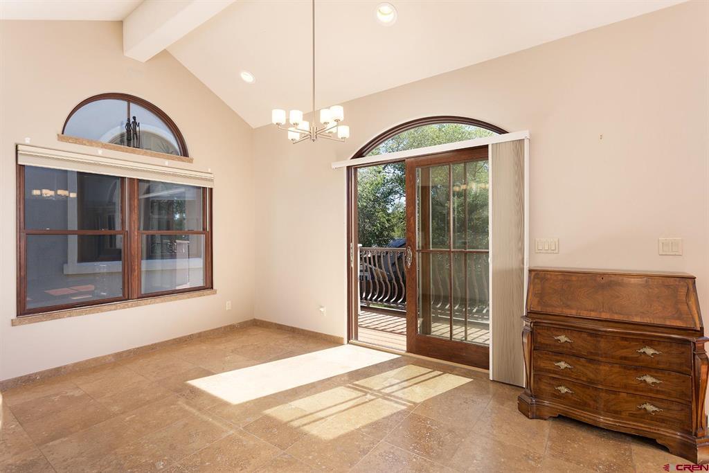 3465 Bennett Street Property Photo 10