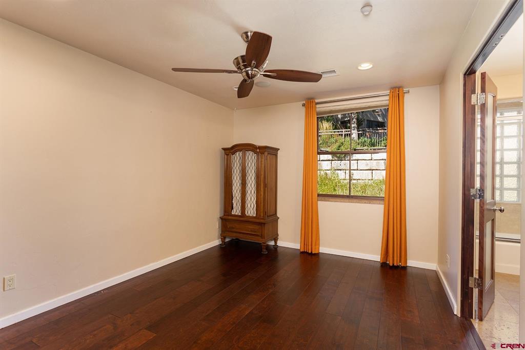 3465 Bennett Street Property Photo 13