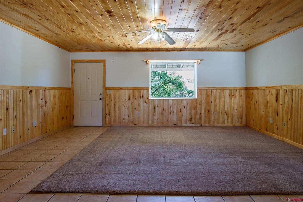 20479 North Road Property Photo 8