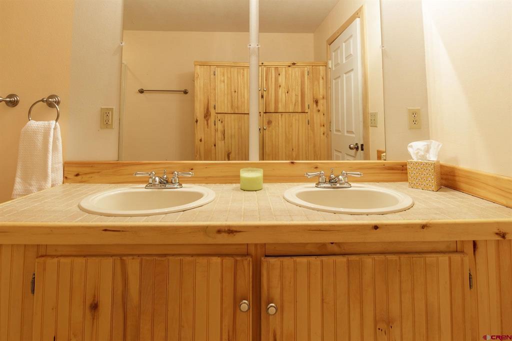 20479 North Road Property Photo 24