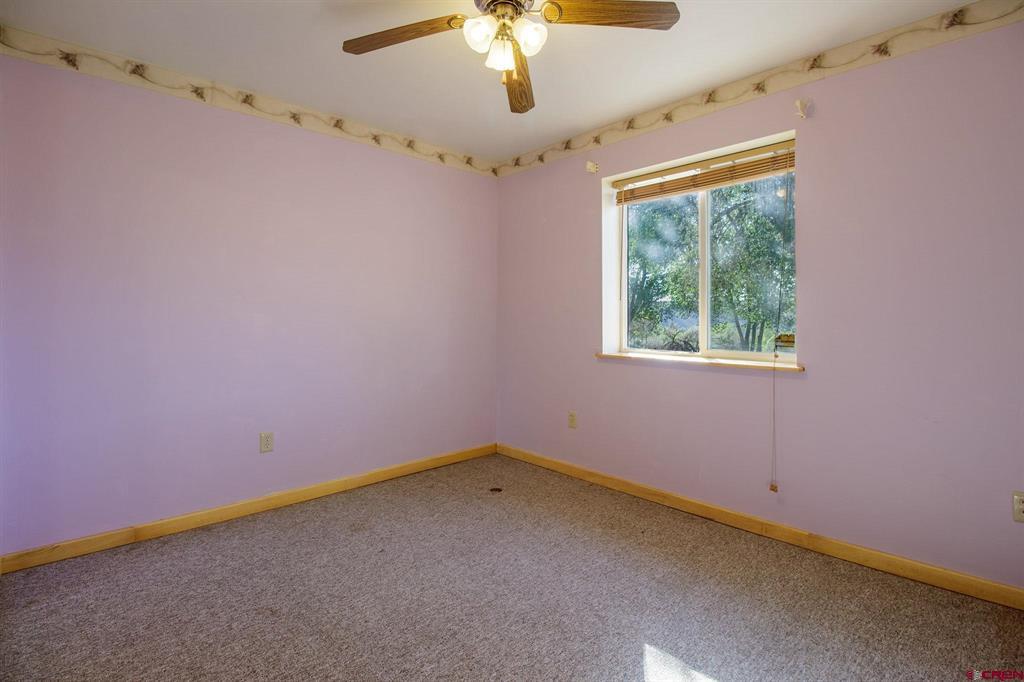 20479 North Road Property Photo 29