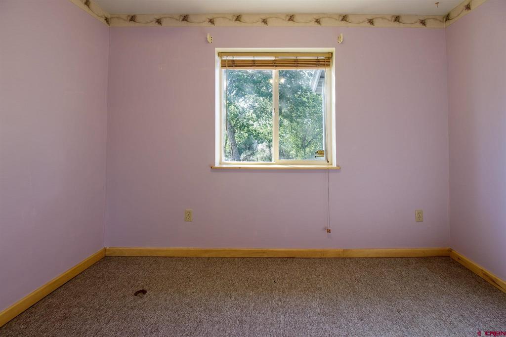 20479 North Road Property Photo 30