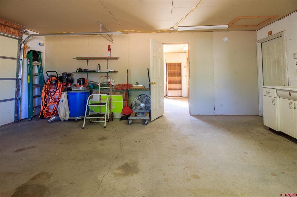 20479 North Road Property Photo 36