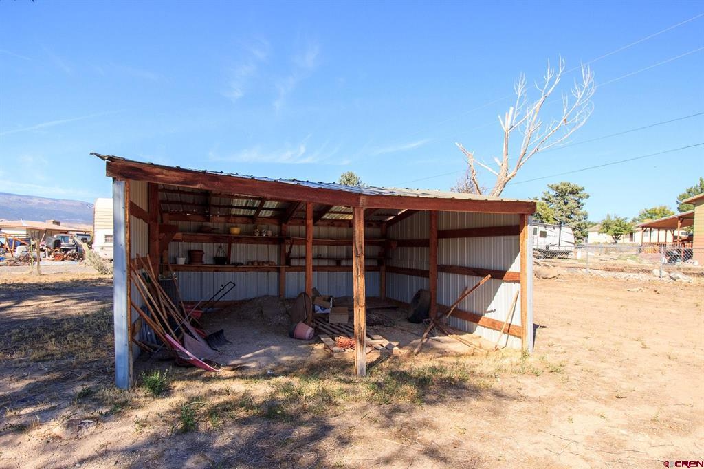 20479 North Road Property Photo 42