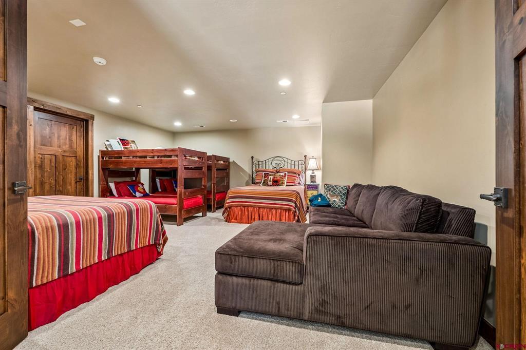 761 Glacier Club Drive Property Photo 28