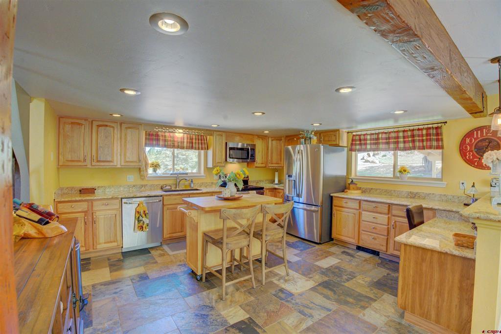 901 Merritt Way Property Photo 3