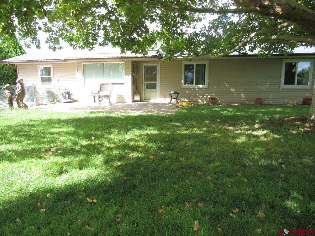 10465 2100 Road Property Photo 1