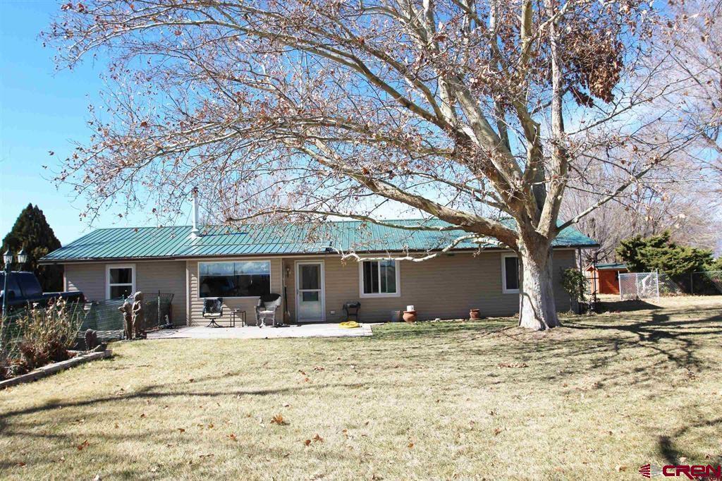 10465 2100 Road Property Photo 3