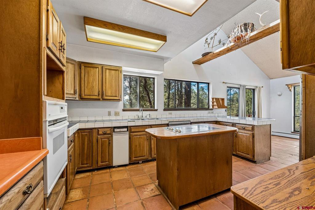 1027 W Meadow Road Property Photo 12