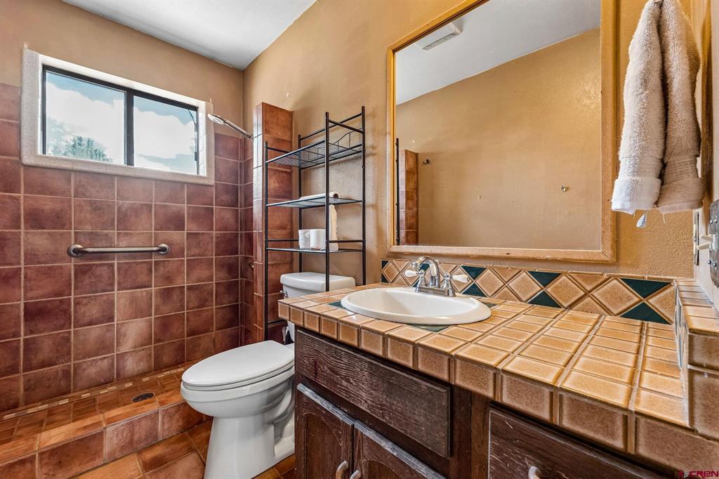 1027 W Meadow Road Property Photo 25