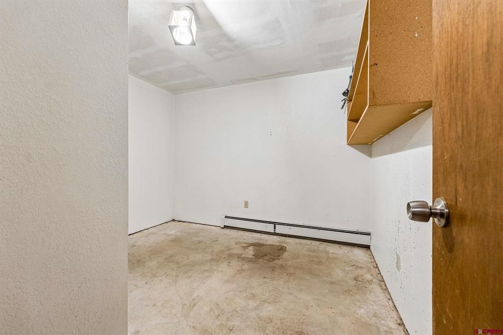 1027 W Meadow Road Property Photo 32